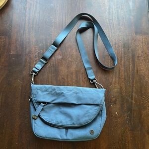 Lululemon All Night Festival Bag 5L